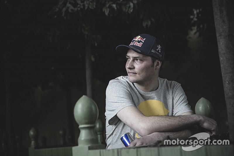 Interview Davy Jeanney - Objectif titre mondial avec Peugeot-Hansen