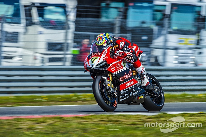 Course 1 - Davies transforme sa pole en victoire