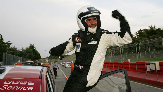 Imola, Gara 1: grande vittoria in rimonta di Palanti