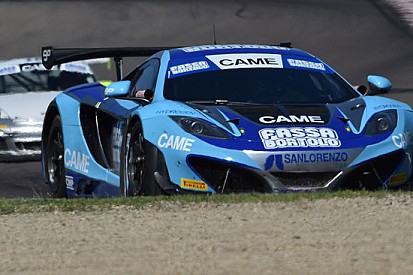 Imola, Q1: Biagi centra la pole con la McLaren