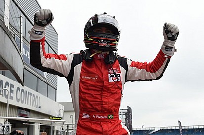 Pizzonia batte Regalia e vince in Gara 1 a Silverstone