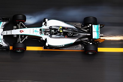 Monaco, Q1: Rosberg davanti, Bottas escluso