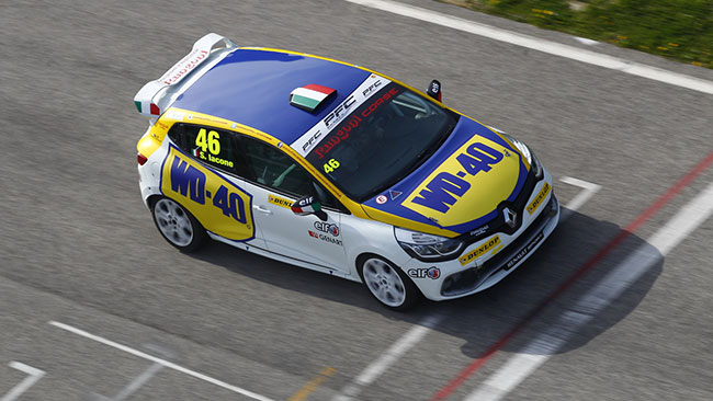 Simone Iacone firma la pole position ad Imola