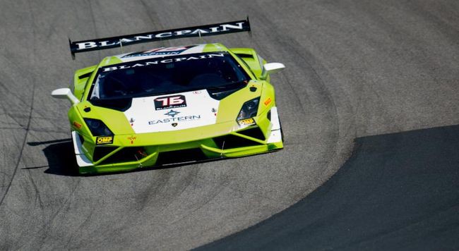 In Canada è esordio con pole per Povoledo-Lewis!