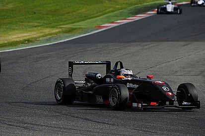 Piero Longhi in pole position