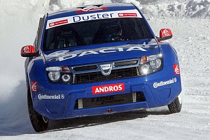 Alain Prost ancora sulla Dacia Duster Ice