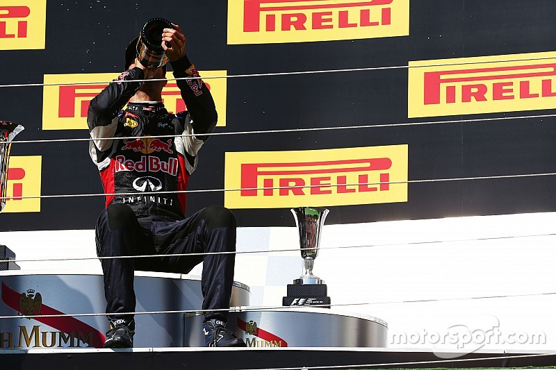 Ricciardo ritrova il sorriso: