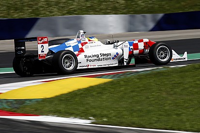 Dennis vence a Rosenqvist para ganar en Spielberg