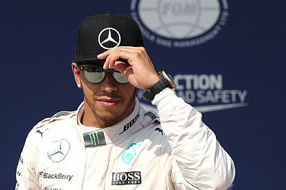 Hamilton sueña con competir en MotoGP y NASCAR