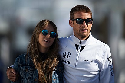 Jenson Button cambriolé au gaz anesthésiant en France
