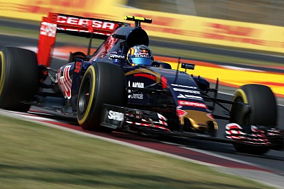 Carlos Sainz explique comment il évite les accidents