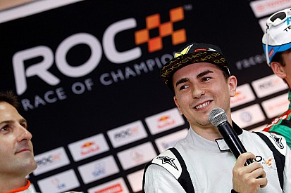 Jorge Lorenzo renforce le clan des motards à la Race of Champions