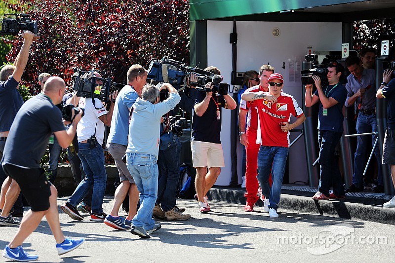 Tras su renovación, Raikkonen cree que podrá pelear por el título