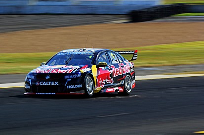 Whincup breaks losing streak with Sydney win