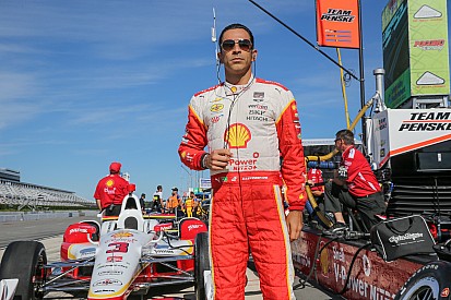 Na briga pela taça, Castroneves é pole; Kimball sofre acidente