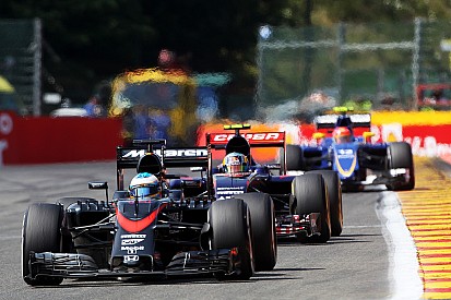 McLaren - Alonso et Button peuvent mettre une pression positive sur Honda