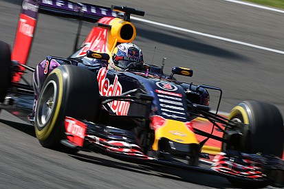 Анализ: почему моторы Mercedes настолько нужны Red Bull