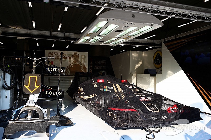 Lotus: mancano alcune componenti delle E23?