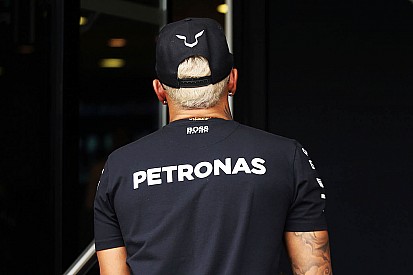 Lewis l'estroso: per Monza si è fatto biondo!mo