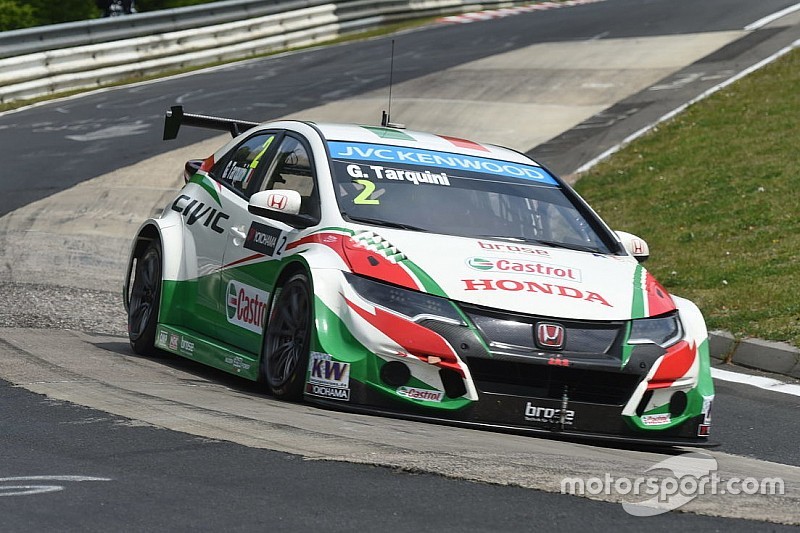 Motegi, Test: Primo sorriso per Tarquini e la Honda