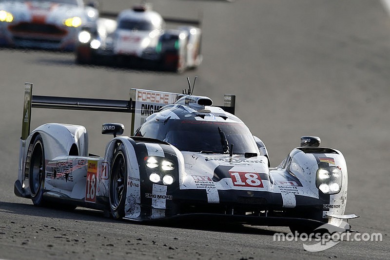 EL1 - Porsche s'installe déjà en tête