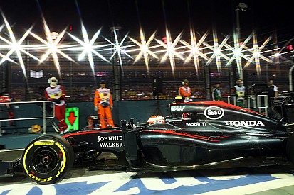 Button afirma que lo visto en Singapur es "lo que la F1 necesita"