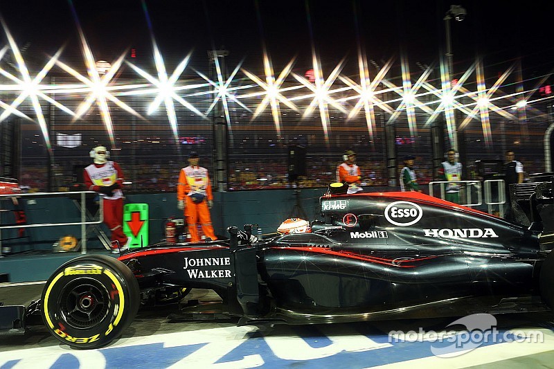 Button afirma que lo visto en Singapur es