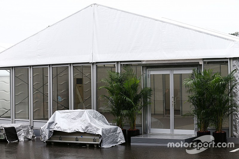 Suzuka: l'hospitality della Lotus resta vuota!