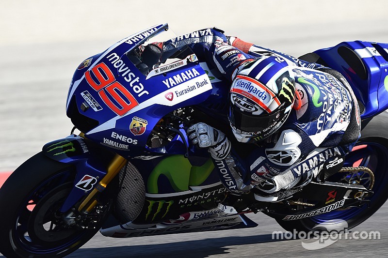 Lorenzo marca el camino en la primera práctica de Aragón