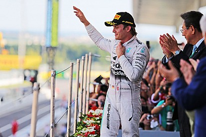 Wolff no cree que Rosberg esté derrotado