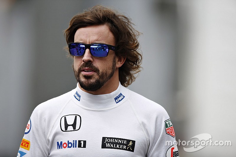 Алонсо: Я останусь в McLaren