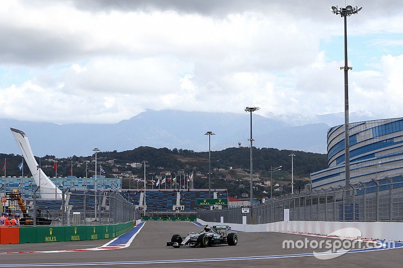 GP von Russland: Nico Rosberg im abgebrochenen 3. Training voran