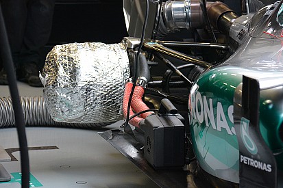 Análisis técnico: el truco de Mercedes para calentar los neumáticos