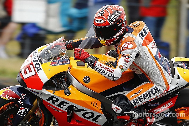 Marc Márquez inicia el sábado en Australia con el mejor tiempo