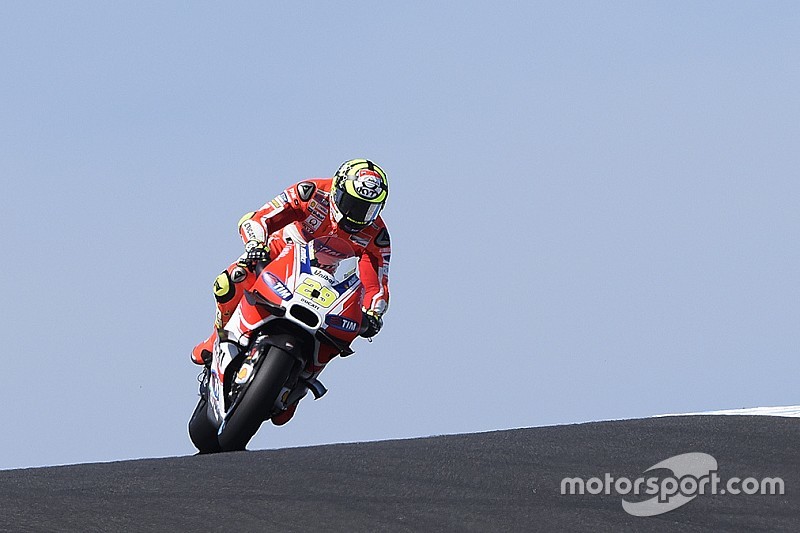 Una scivolata indica la retta via ad Andrea Iannone