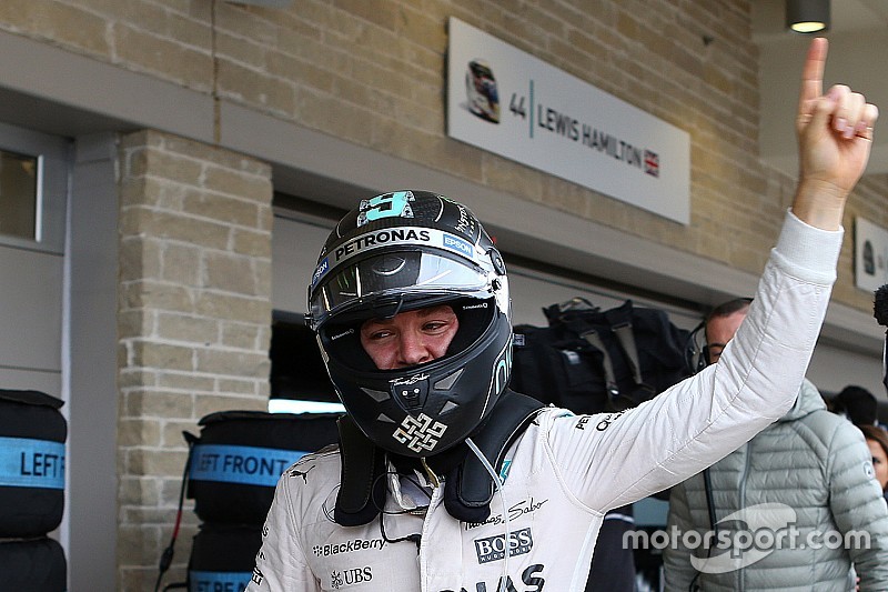 Nico Rosberg vol in de aanval: 'Ik reed op oude banden'