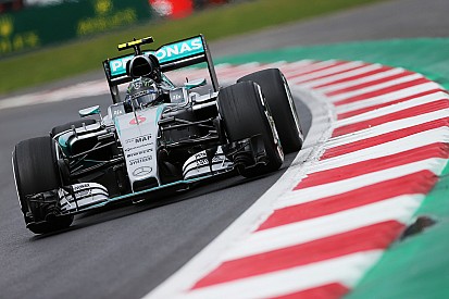 Rosberg repite como el más rápido en la tercera práctica