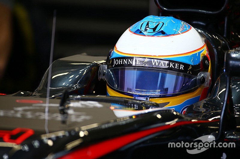 Fernando Alonso espera la lluvia para México