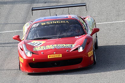 Vivo: Ferrari Challege Trofeo Pirelli/Asia-Pacific, Carrera 1