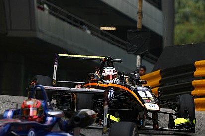 Giovinazzi: "Sorpreso e deluso dalla penalità"