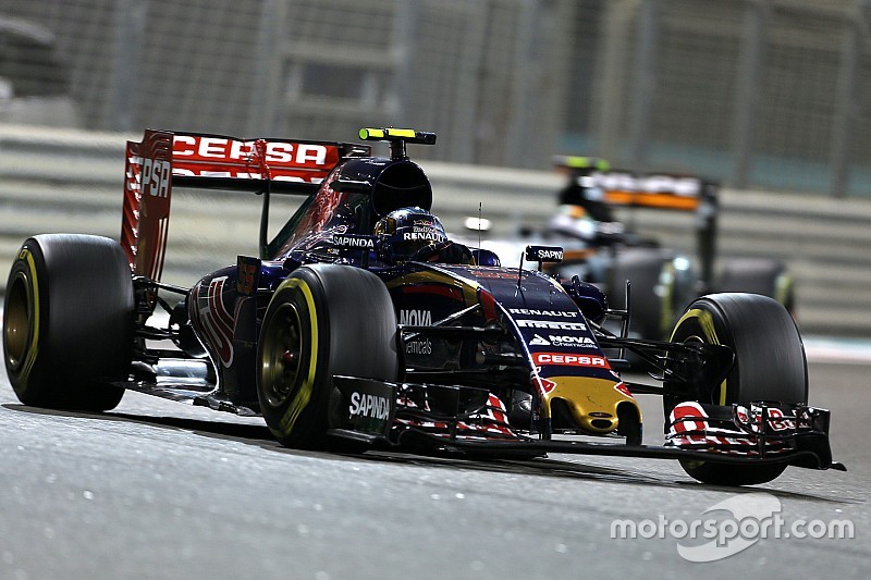 Carlos Sainz considera que termina 2016 siendo mejor piloto