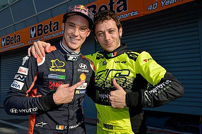 Rossi-Neuville, facciamo chiarezza sulle gomme