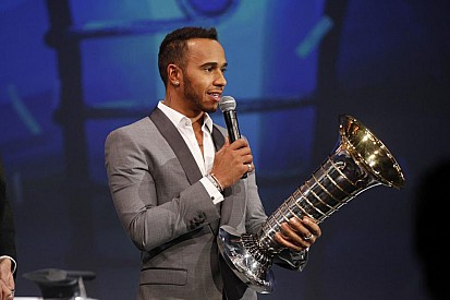 Para Hamilton, el reglamento de 2017 es una mala idea