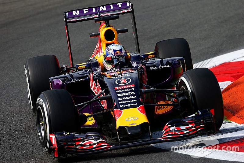 Ricciardo: 'Whiplash door sputterende Renaultmotor'
