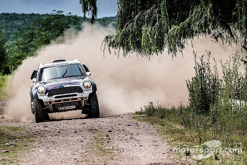 Al-Attiyah: 'Woensdag vormt de sleutel in deze Dakar'