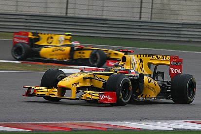 Petrov cree que Renault podrá pelear el título en 2017