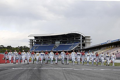 Das sind die 24 DTM-Fahrer 2016