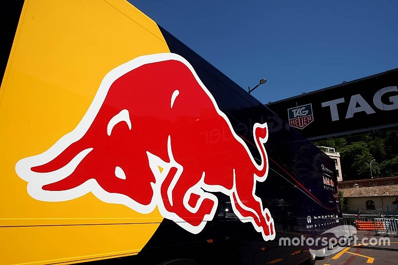 Анализ: избавится ли Red Bull с новыми цветами от старых проблем?