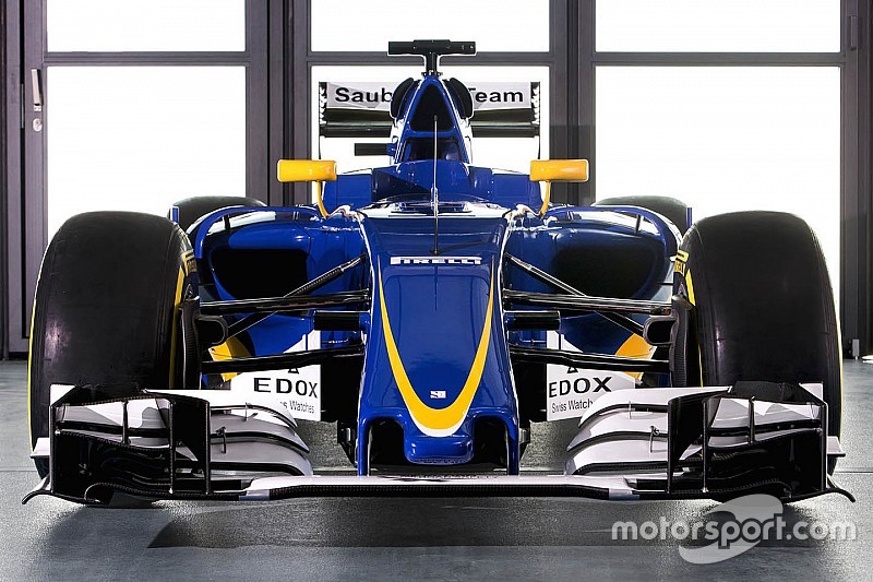 Sauber apresenta carro para temporada 2016