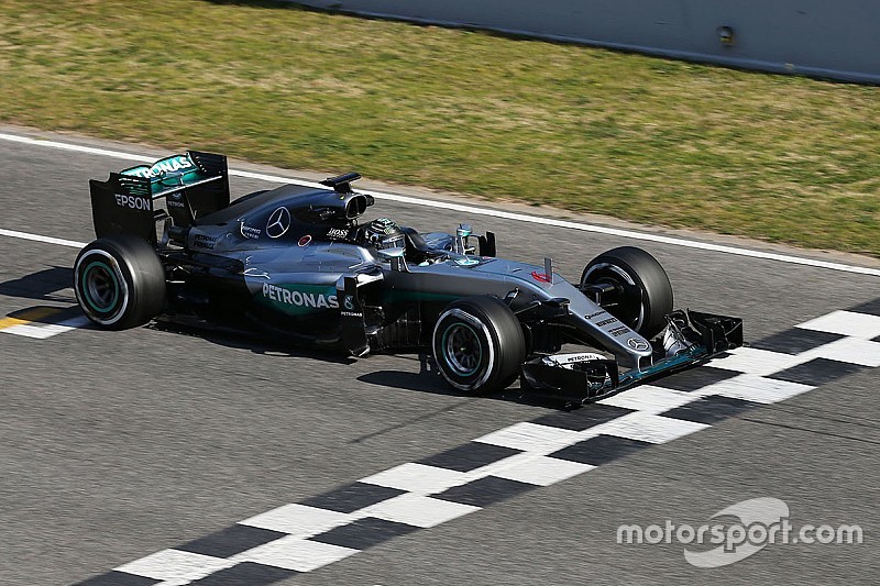 Mercedes: continua l'alternanza tra Rosberg e Hamilton nei test